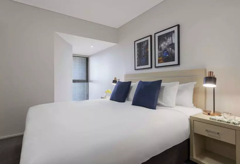 فندق Oaks Brisbane Aurora Suites