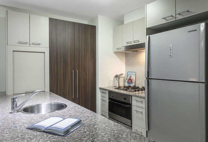 酒店 Oaks Brisbane Aurora Suites