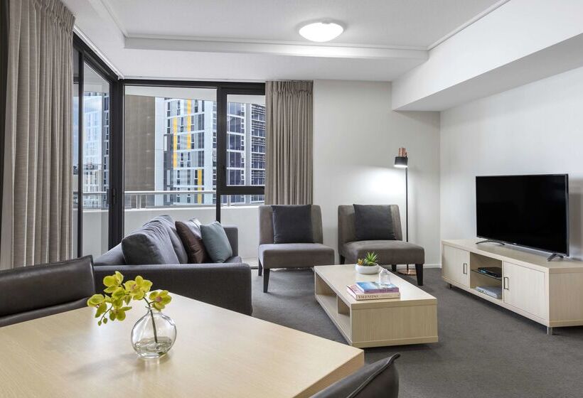 酒店 Oaks Brisbane Aurora Suites