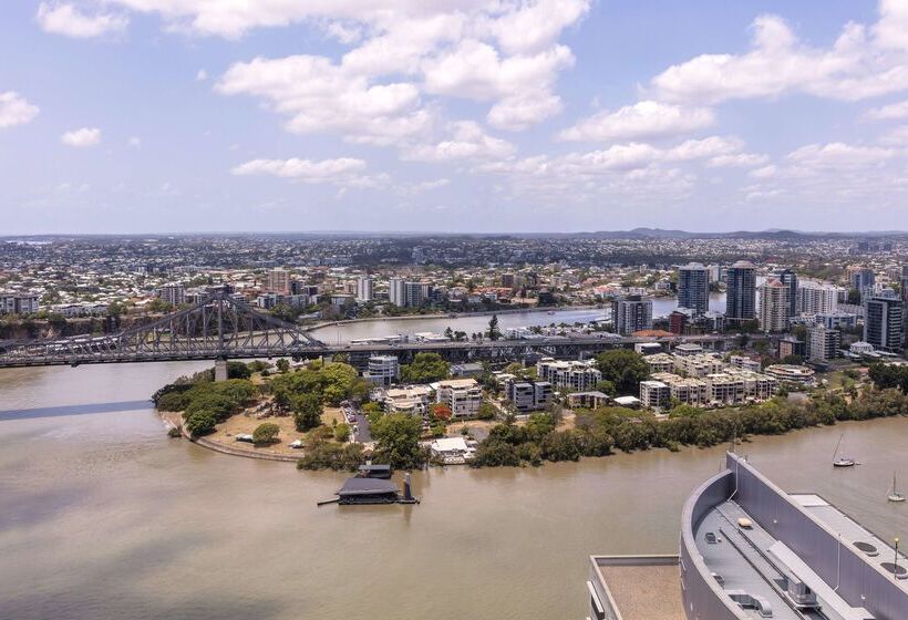酒店 Oaks Brisbane Aurora Suites