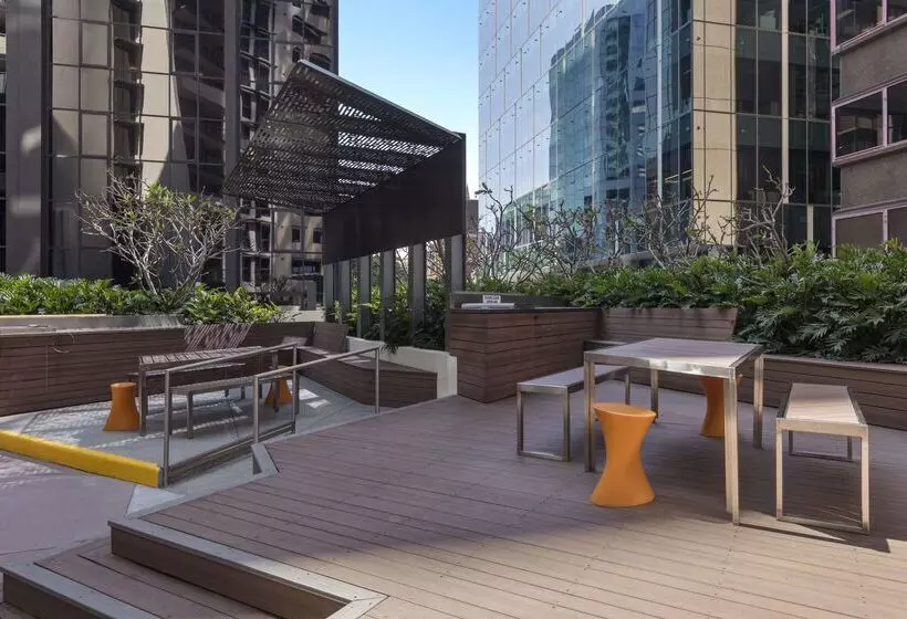 فندق Oaks Brisbane Aurora Suites