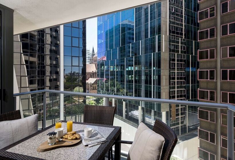 酒店 Oaks Brisbane Aurora Suites