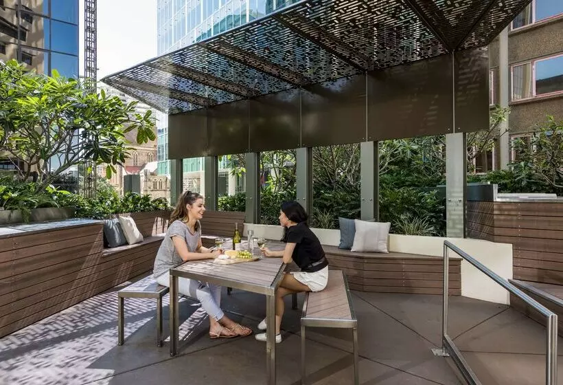 فندق Oaks Brisbane Aurora Suites