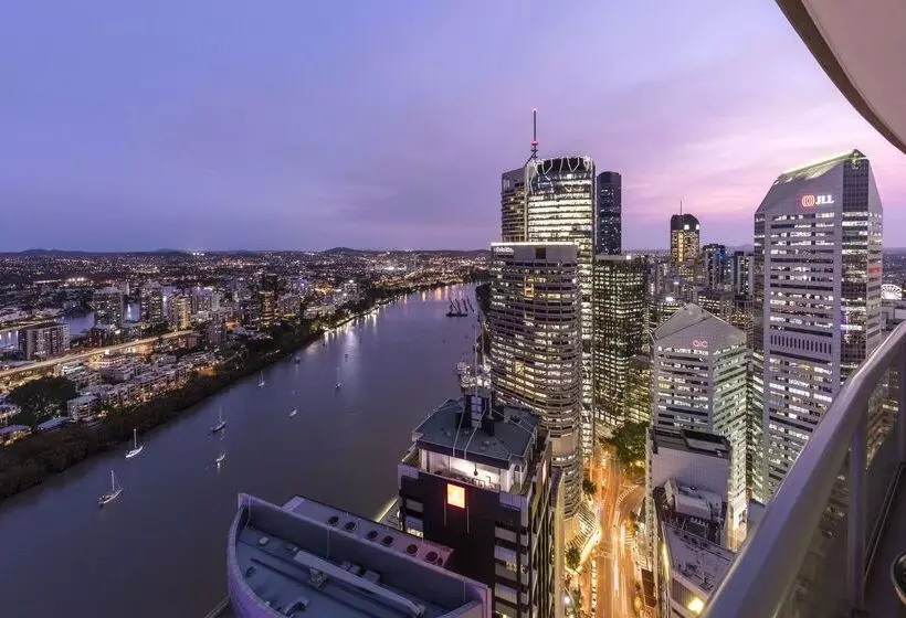فندق Oaks Brisbane Aurora Suites