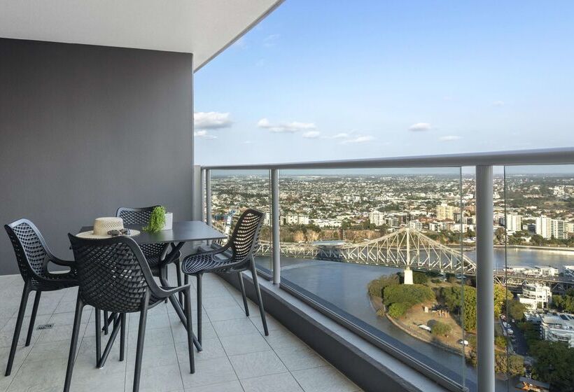 酒店 Oaks Brisbane Aurora Suites