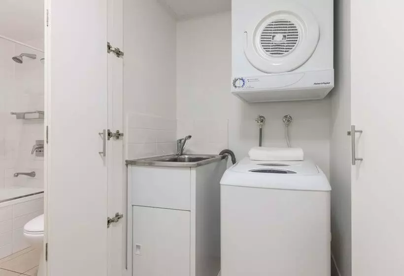 فندق Oaks Brisbane Aurora Suites