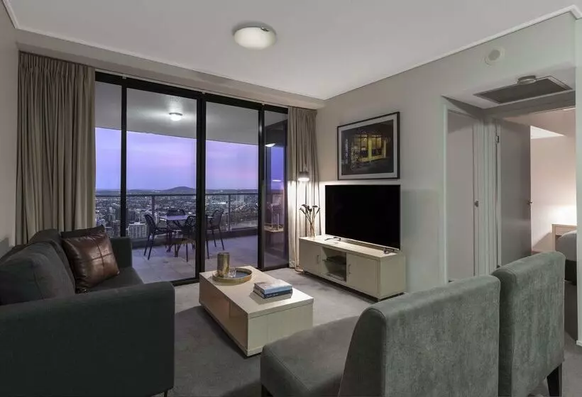 فندق Oaks Brisbane Aurora Suites