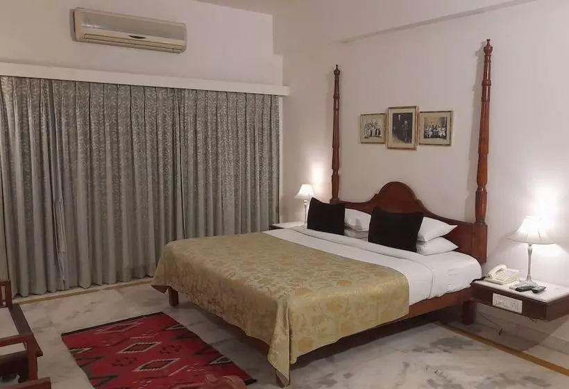 Отель Rampratap Palace By Fateh Collection