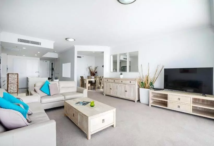 Отель Reflections Tower Two