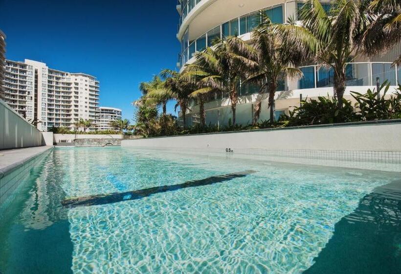 בית מלון כפרי Reflections Tower Two