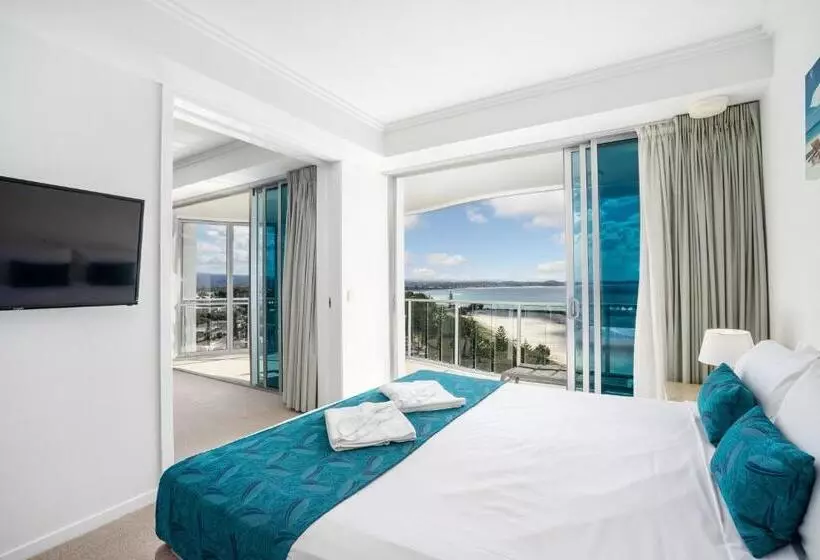 Отель Reflections Tower Two