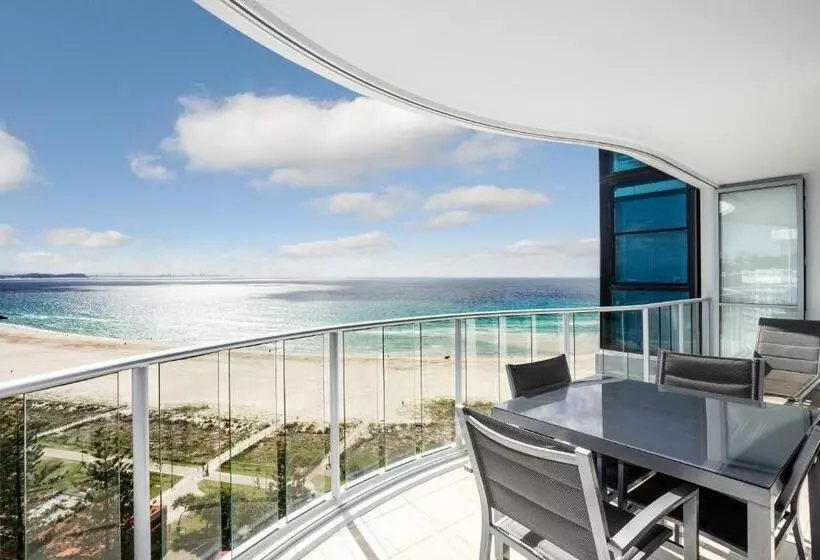 Отель Reflections Tower Two