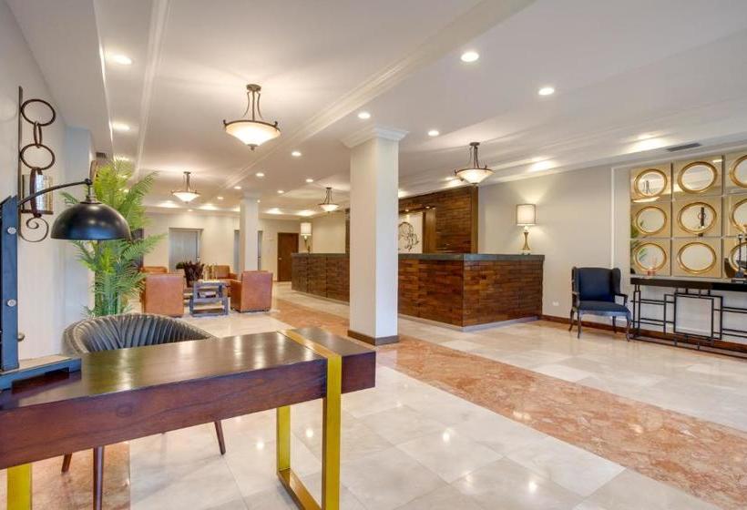 ホテル Renaissance Tower