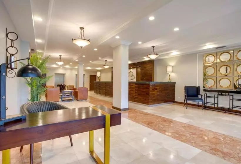 酒店 Renaissance Tower