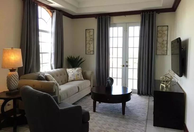 酒店 Renaissance Tower