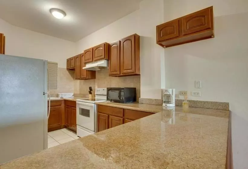 酒店 Renaissance Tower