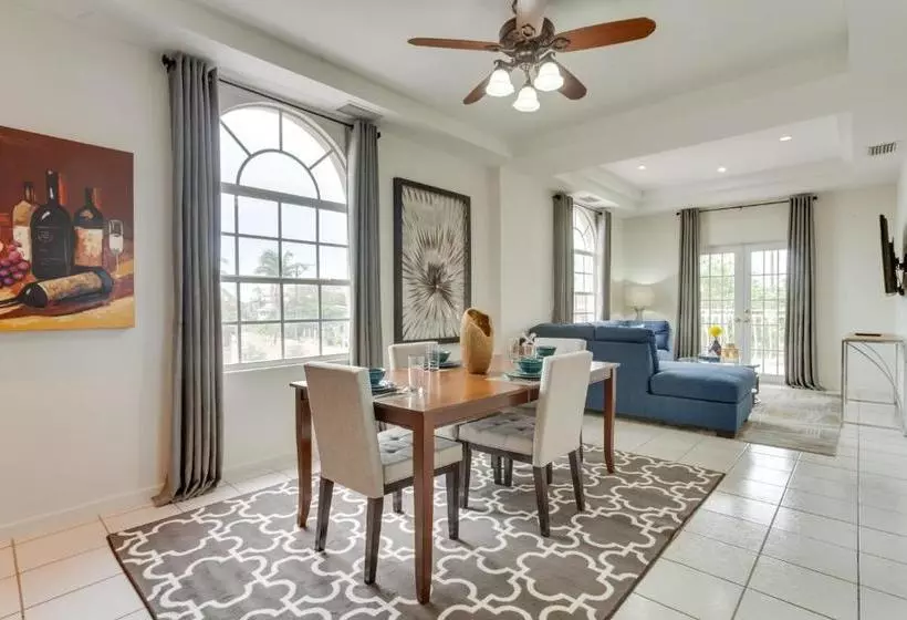 酒店 Renaissance Tower