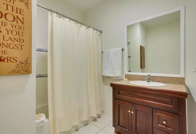 酒店 Renaissance Tower