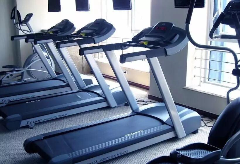 Отель Rich Gate