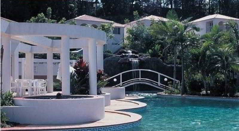 בית מלון כפרי Royal Woods Resort