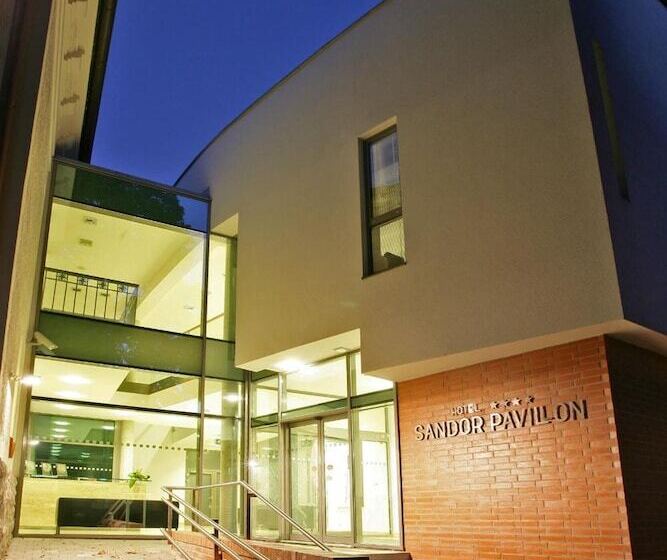 Отель Sandor Pavillon