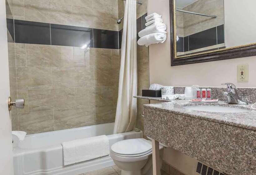 호텔 Super 8 By Wyndham Pembroke