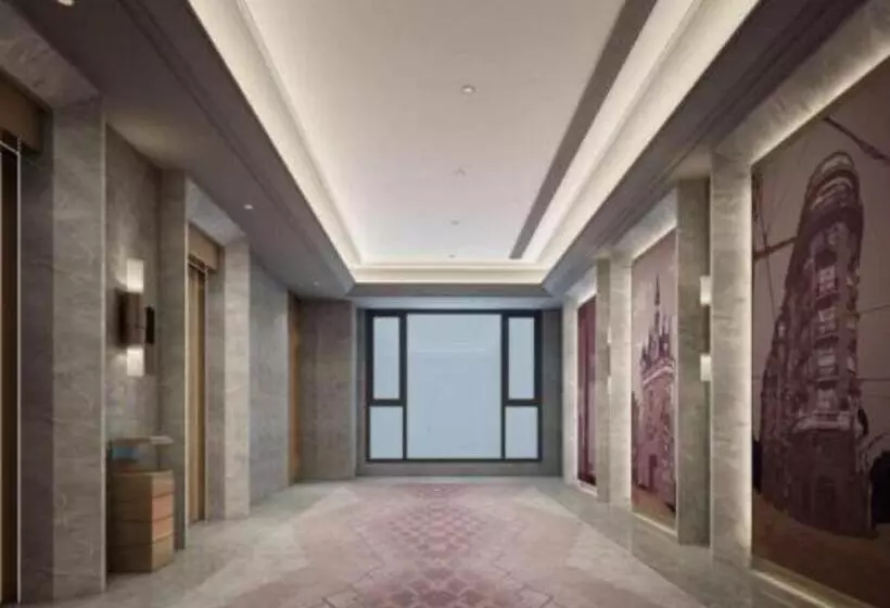 Мотель Mercure Shenzhen Sports Center