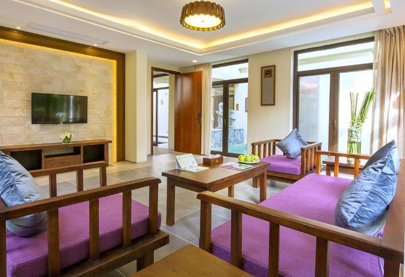 Sanya Yalong Bay Villas & Spa