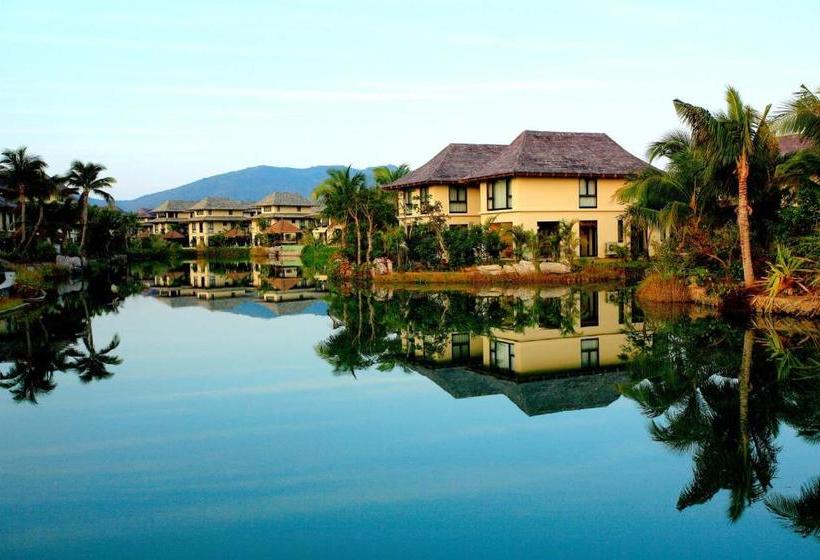 Sanya Yalong Bay Villas & Spa