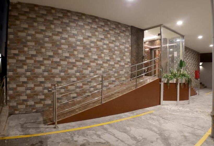 أمارا للشقق المخدومة