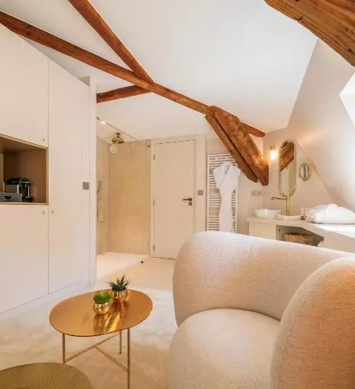 Hotelli Belle Epoque