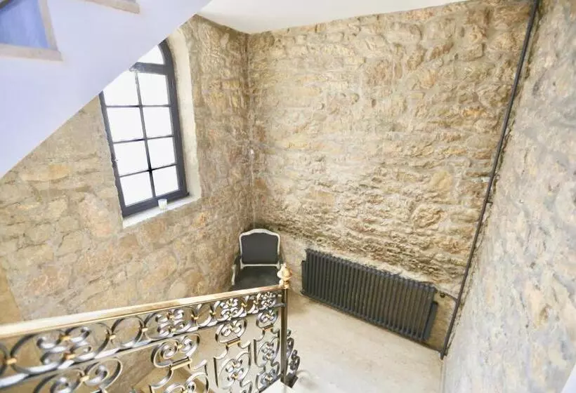 Hotelli Belle Epoque