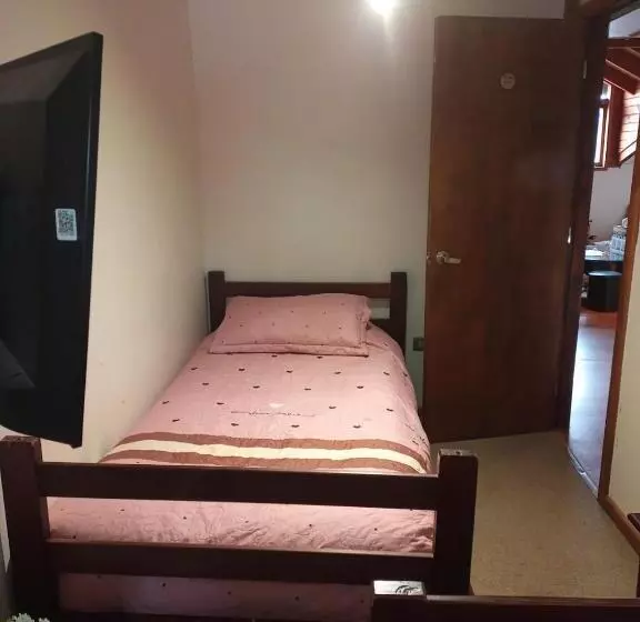 Hotelli Hostal Valentino Villarrica