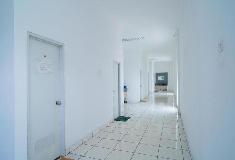 فندق Koolkost @ Kelapa Gading Timur