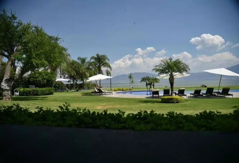 ホテル La Reserva Chapala