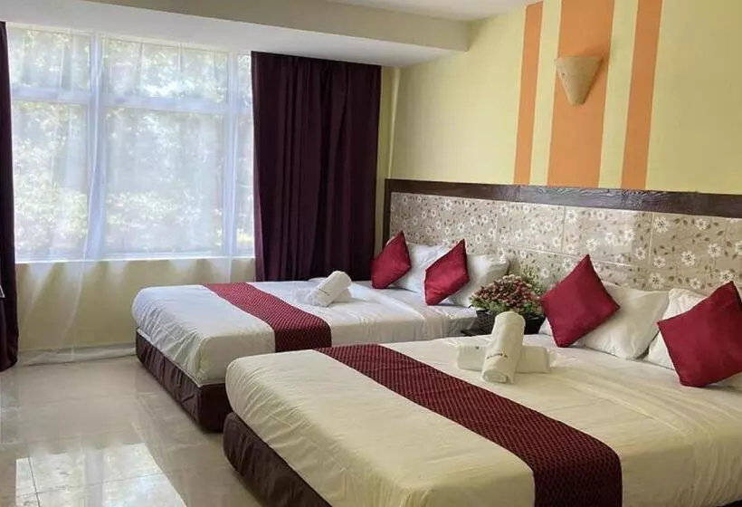 ホテル Sun Inns Meru Raya