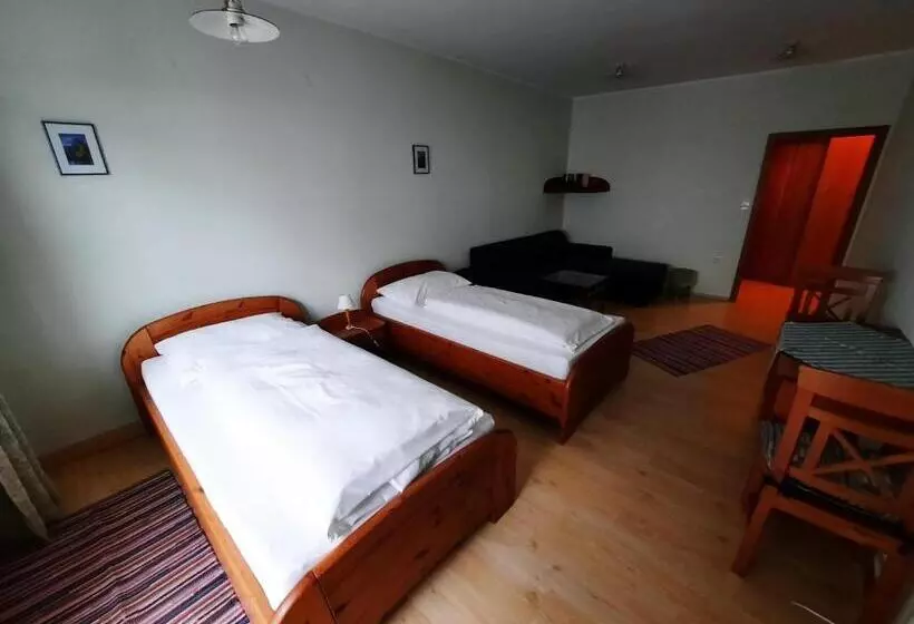 ユースホステル Gasthof Haudum