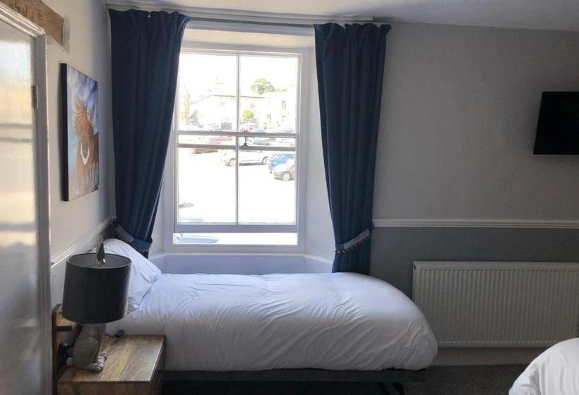 فندق صغير The Black Bull Inn