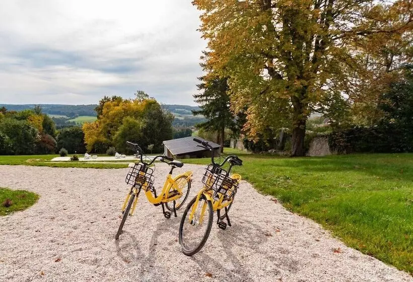 Aamiaismajoitus (B&B) Demeure De La Garenne