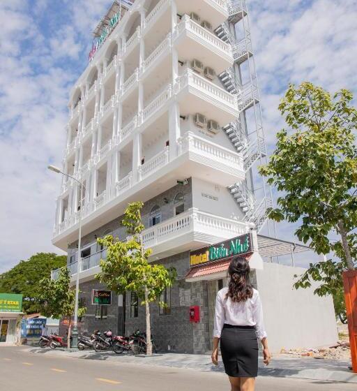 Biển Nhớ Hotel & Coffee