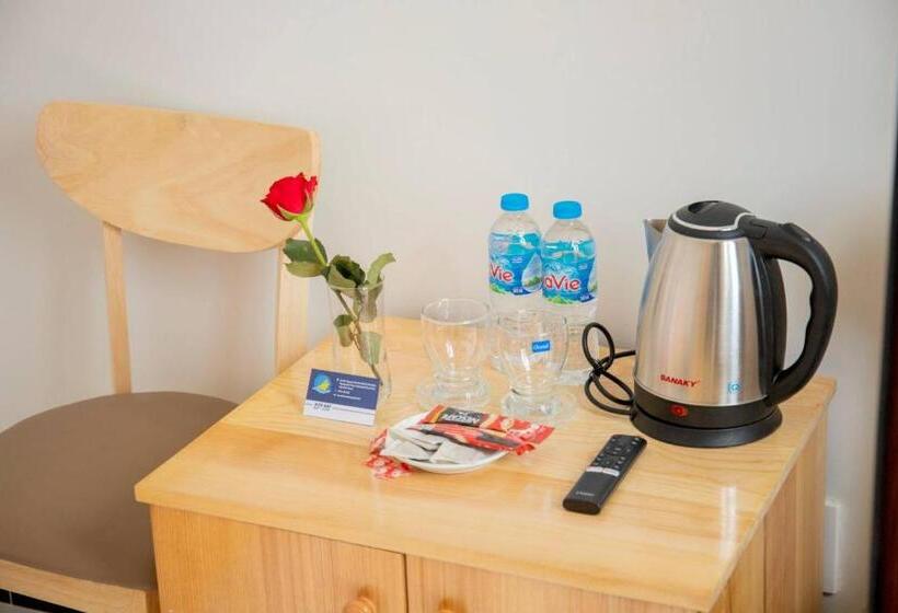 Biển Nhớ Hotel & Coffee