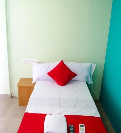 בית מלון כפרי Ls Plaza