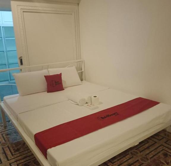 هتل Reddoorz At The Providence Tower