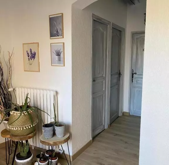 ペンション La Bergerie Des Oliviers