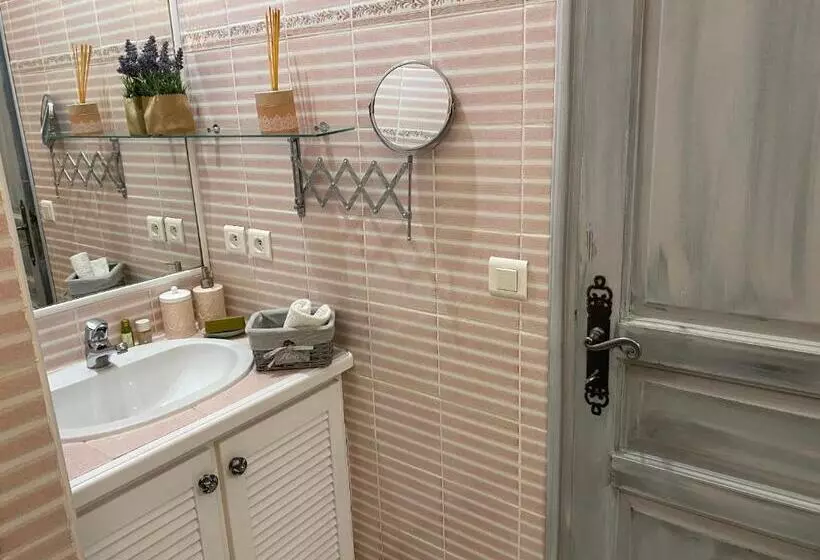 ペンション La Bergerie Des Oliviers