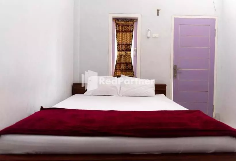 Retkeilymaja Pondok Kelapa Homestay Lampung Mitra Reddoorz