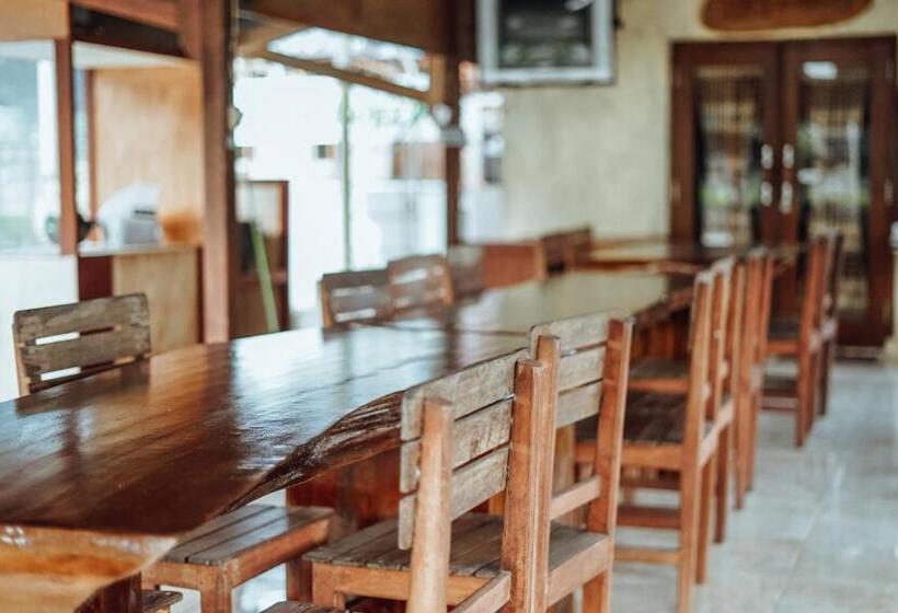 호스텔 Pondok Kelapa Homestay Lampung Mitra Reddoorz