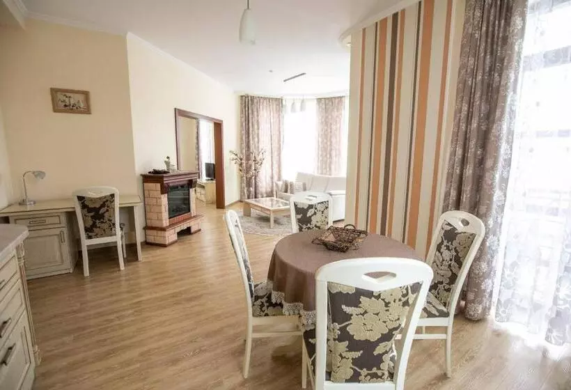 Hotelli карпаты