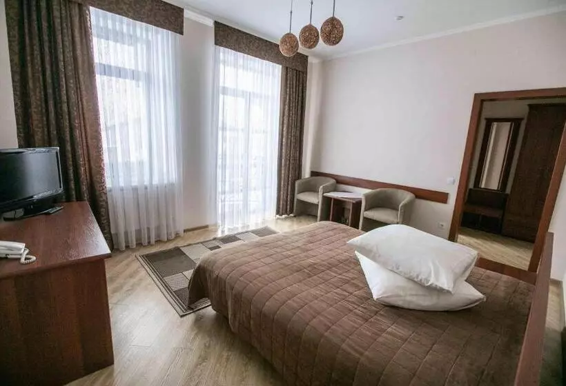 Hotelli карпаты