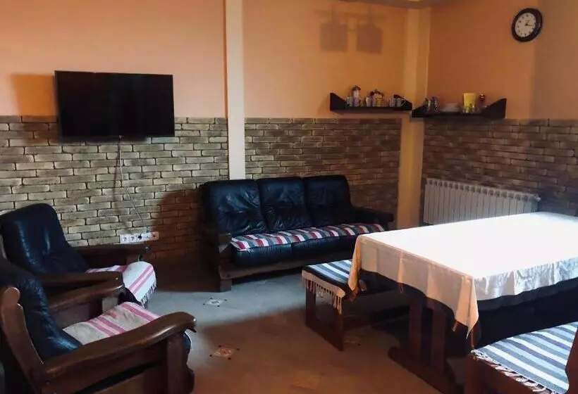 Hotelli карпаты